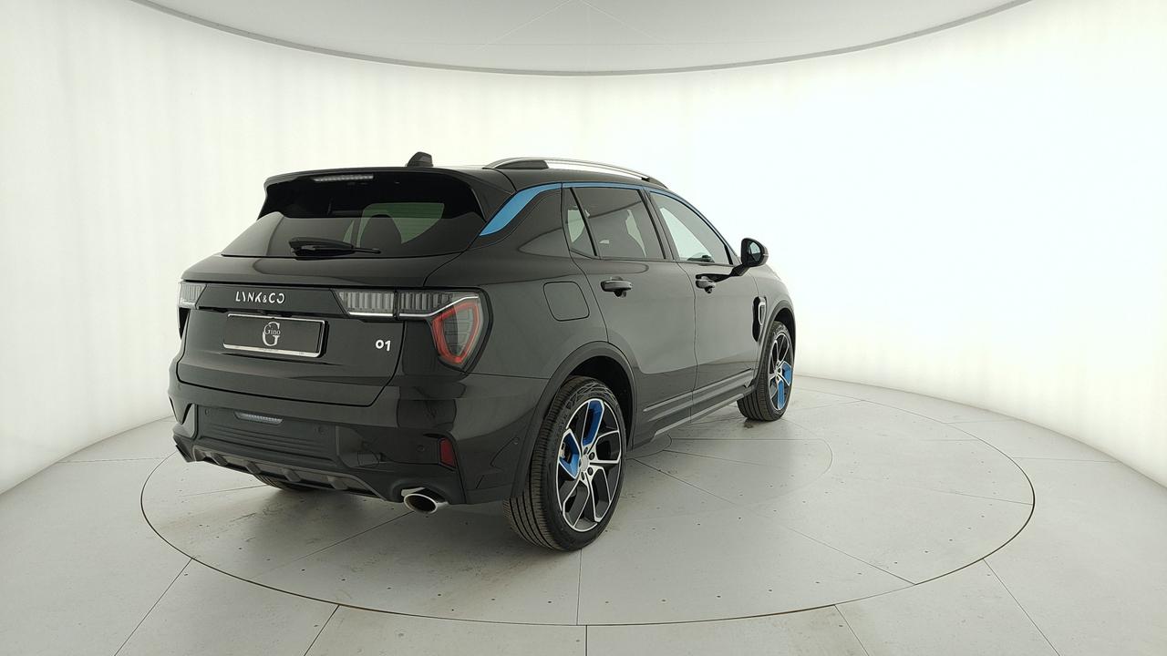 LYNK & CO 01 1.5 td phev auto