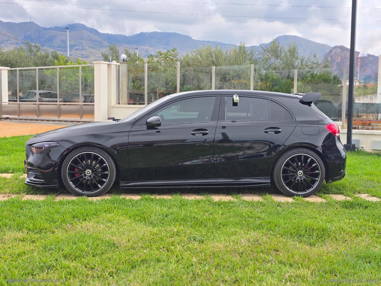 MERCEDES-BENZ A 180 d Automatic Premium