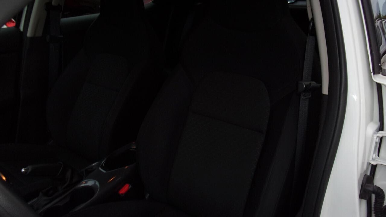 Nissan Juke 1.0 DIG-T 114 CV Acenta