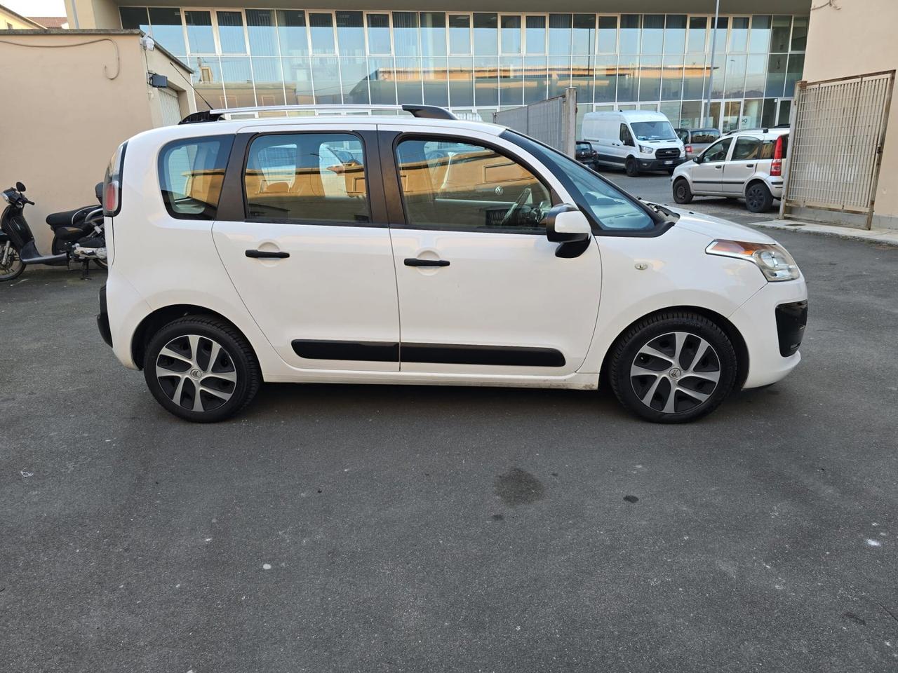 Citroen C3 Picasso 1.6 HDi 90 Business Combi 12 mesi garanzia