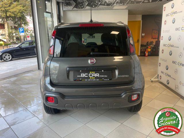 FIAT Panda Cross 1.0 Hybrid *DISPLAY COLORI