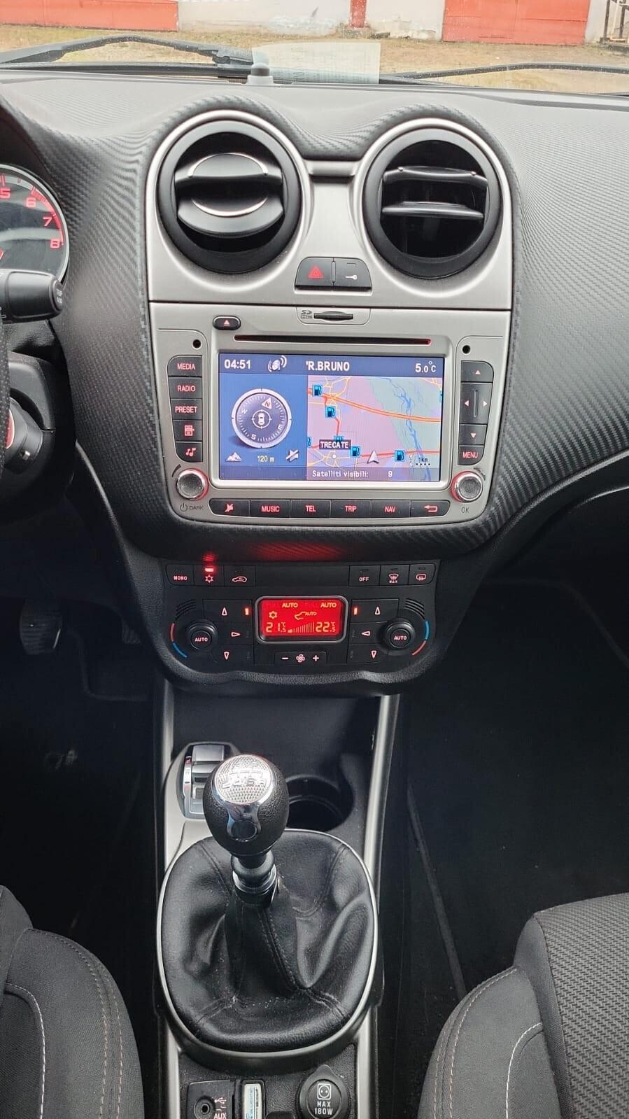 Alfa Romeo MiTo 1.4 105 CV M.air S&S Distinctive