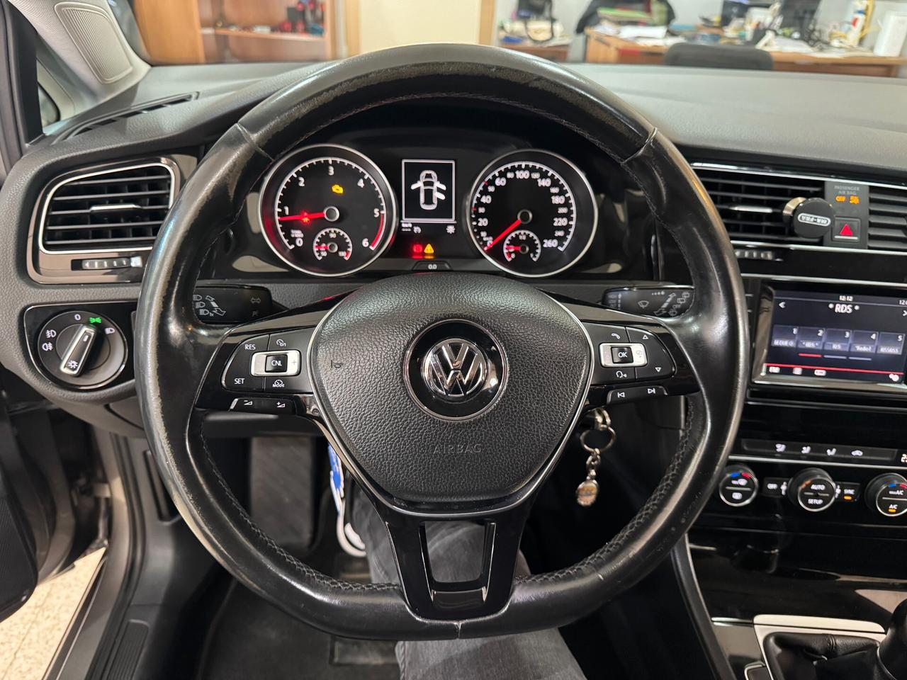 Volkswagen Golf 2.0 TDI 140 cv. 5p. Highline BlueMotion Technology