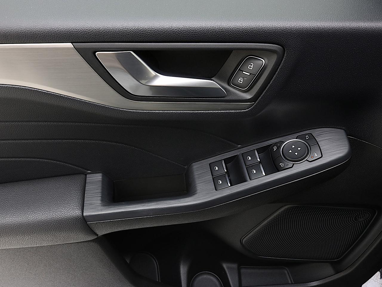 Ford Kuga 1.5 EcoBlue 120CV Auto 2WD Titanium