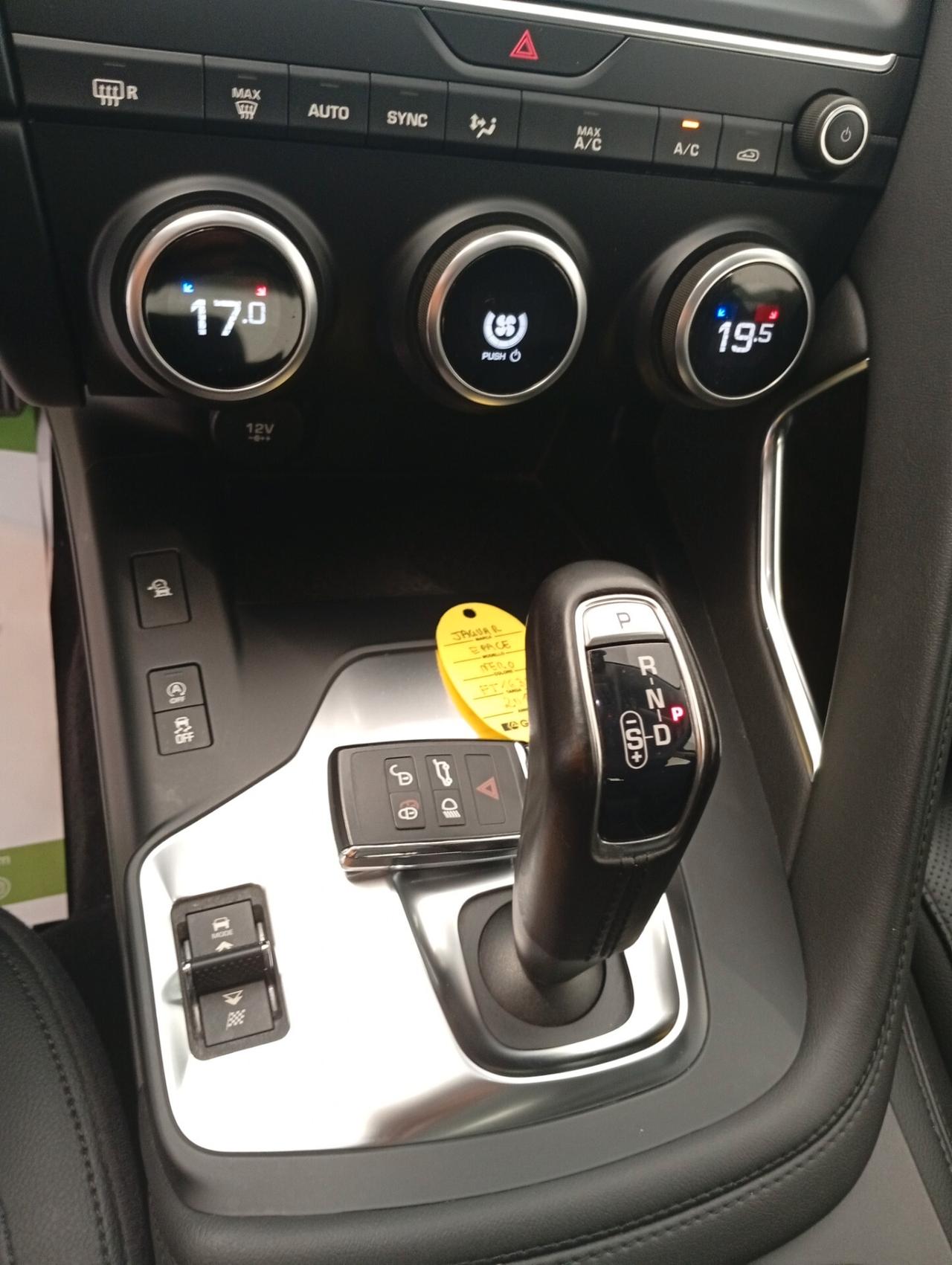 Jaguar E-Pace 2.0D 150 CV