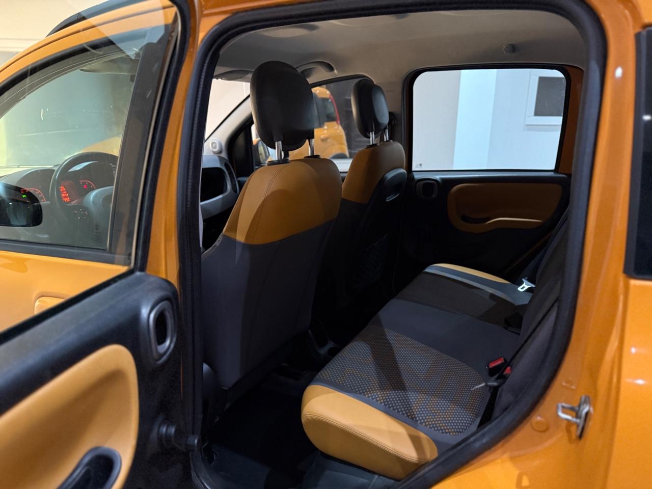 Fiat Panda 0.9 Trekking TwinAir Turbo Metano/Benzina Per Neopatentati