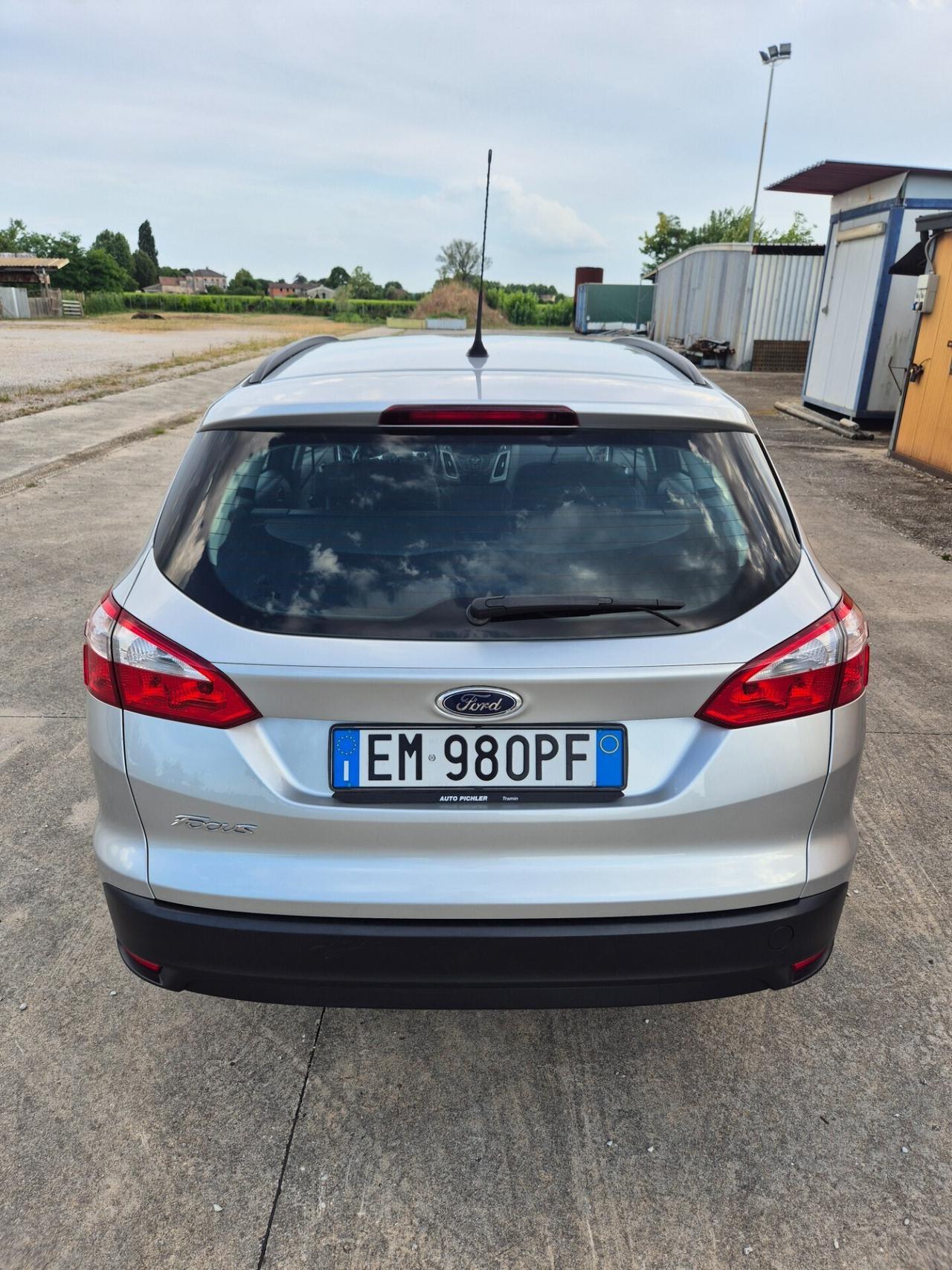 Ford Focus 1.6 TDCi 95 CV SW Titanium neopatentati