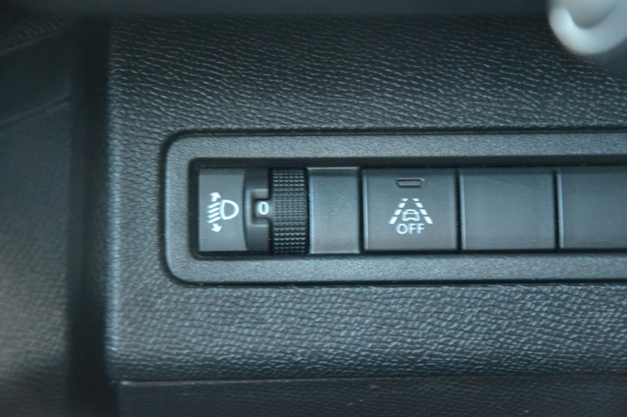 Peugeot 5008 1.5 HDi 130CV 7POSTI AUT.+NAV+LED+RCAM+PELLE+PDC