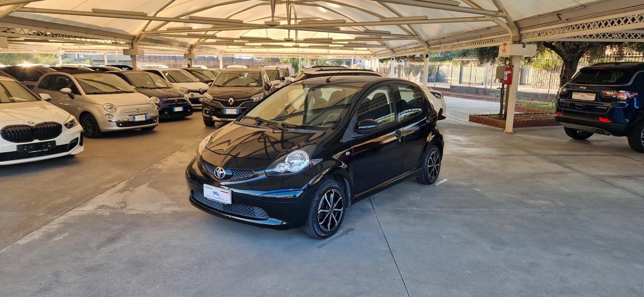 Toyota Aygo 1.0 12V VVT-i 5 porte