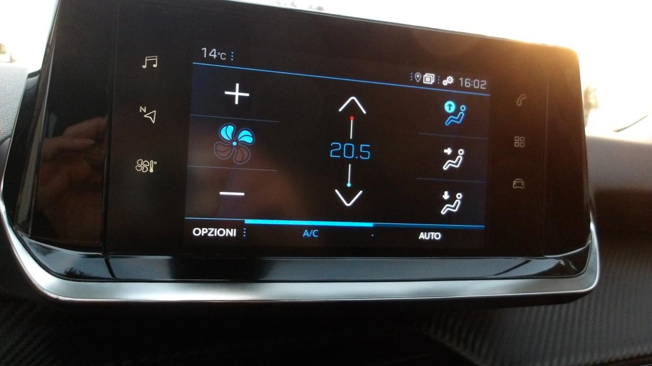 PEUGEOT 2008 1.2 BENZ-RETROC-PREZZO PROMO!