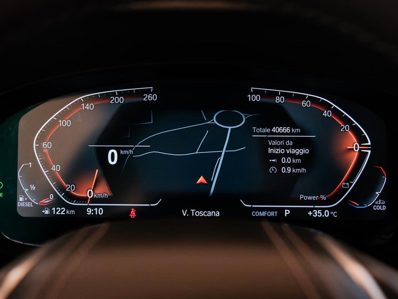 BMW 518d Touring mhev 48V auto