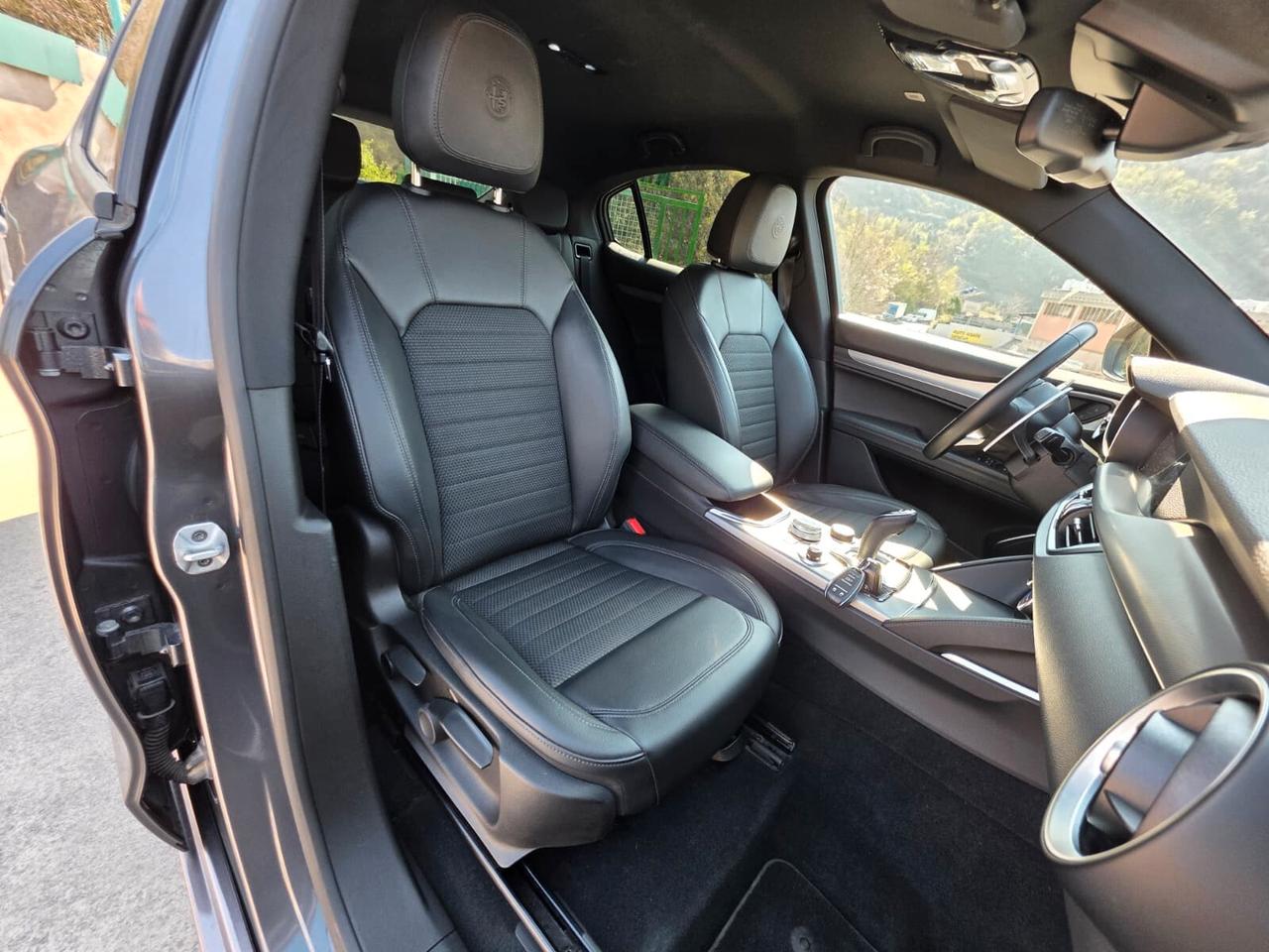 Alfa Romeo Stelvio 2.2 Turbodiesel 190 CV AT8 Q4
