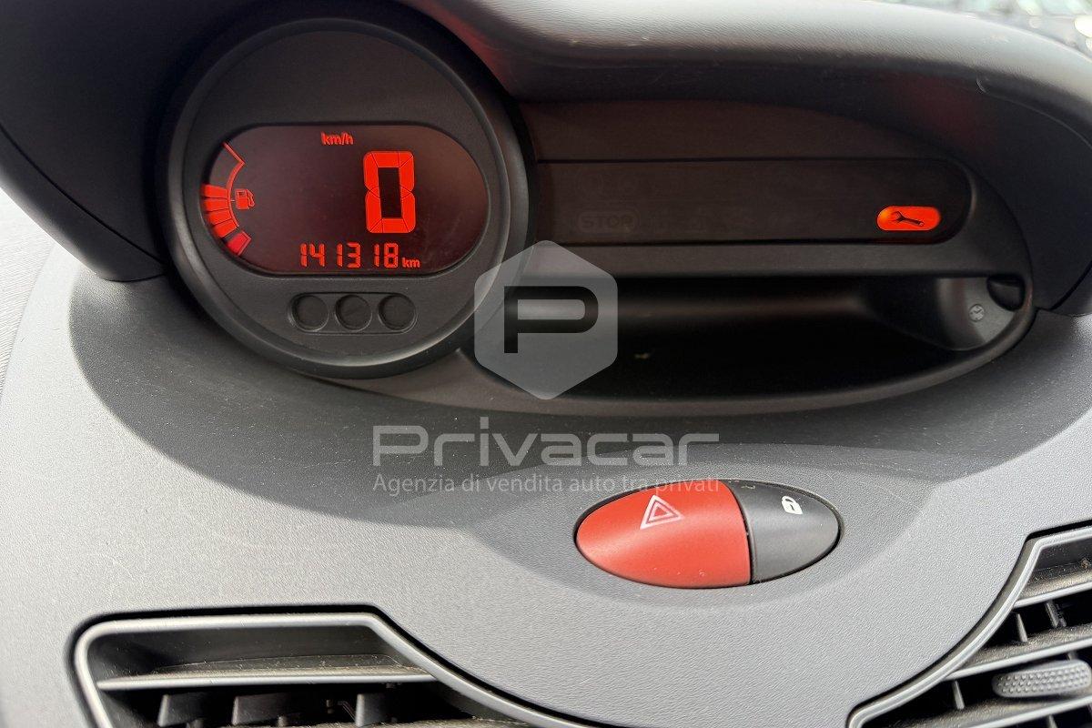 RENAULT Twingo 1.2 8V