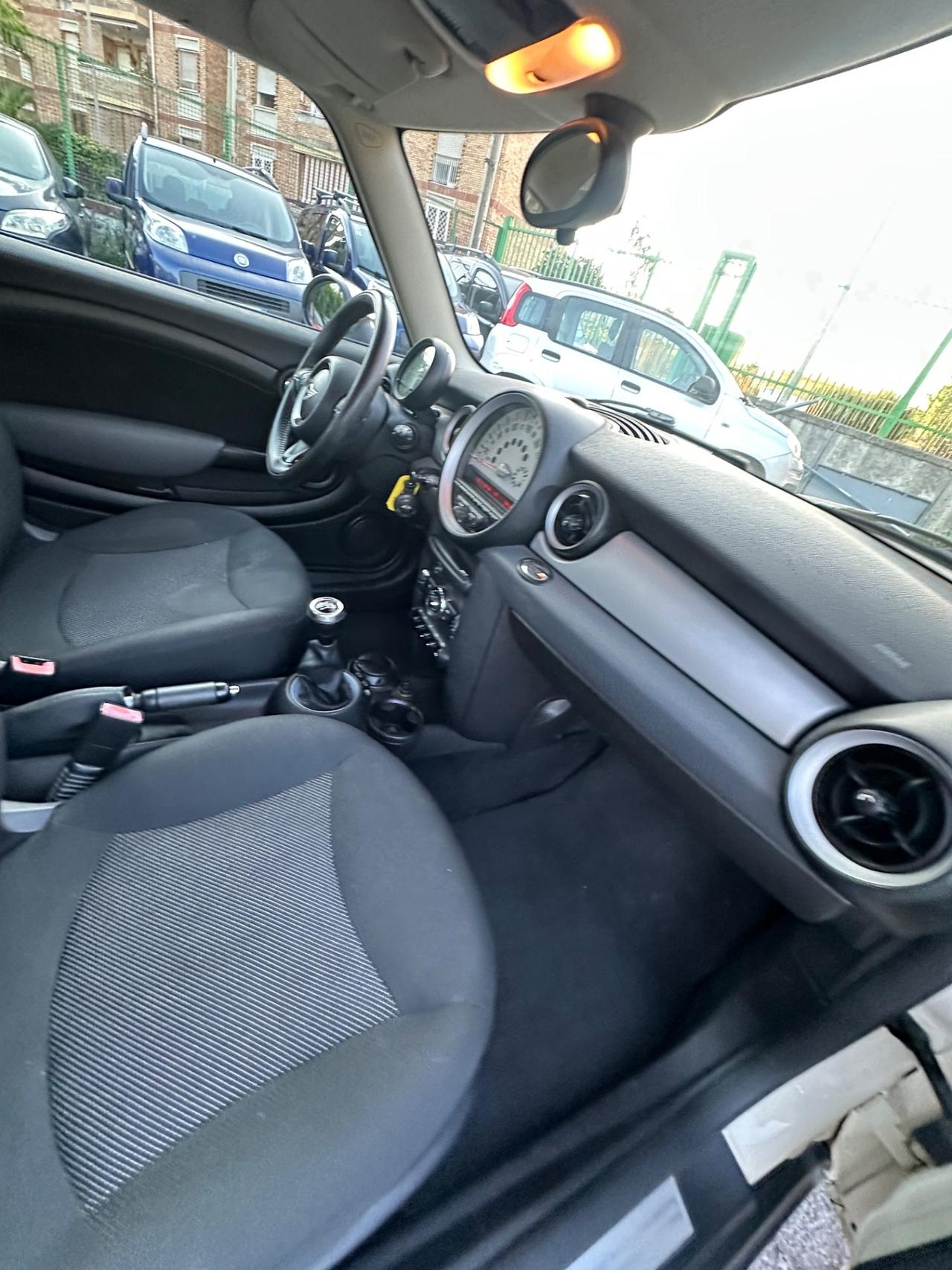 Mini Mini 1.6 16V One (55kW)