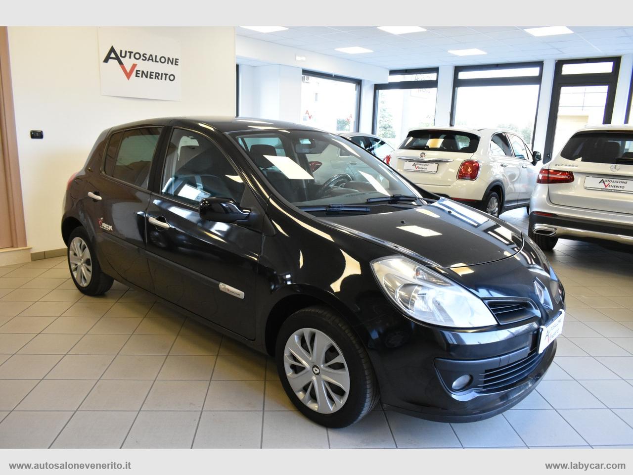 RENAULT Clio 1.2 5p. Rip Curl