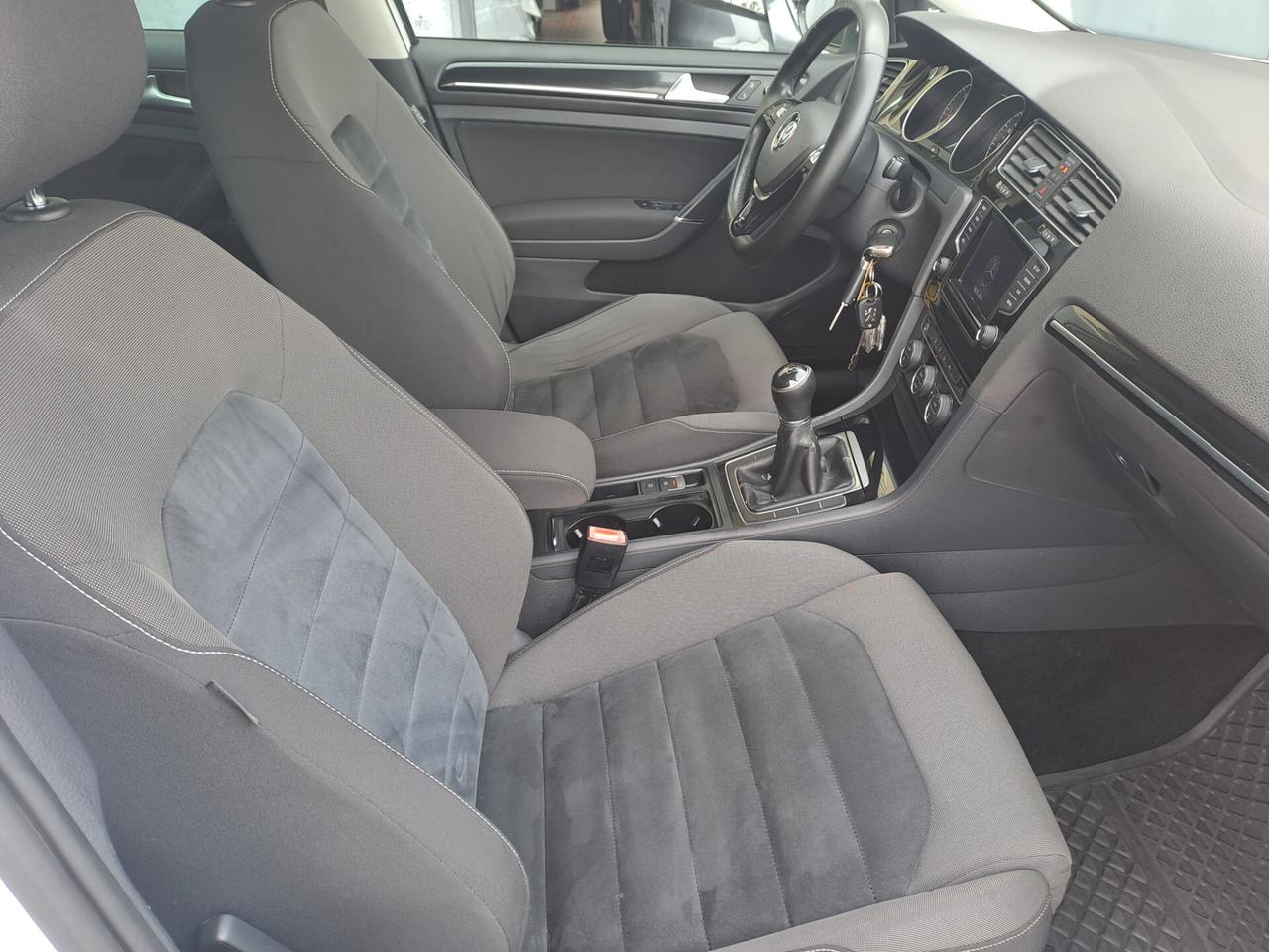 Volkswagen Golf Business 1.6 TDI 5p. Highline