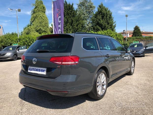 VOLKSWAGEN Passat Variant 1.6 TDI SCR DSG Busine