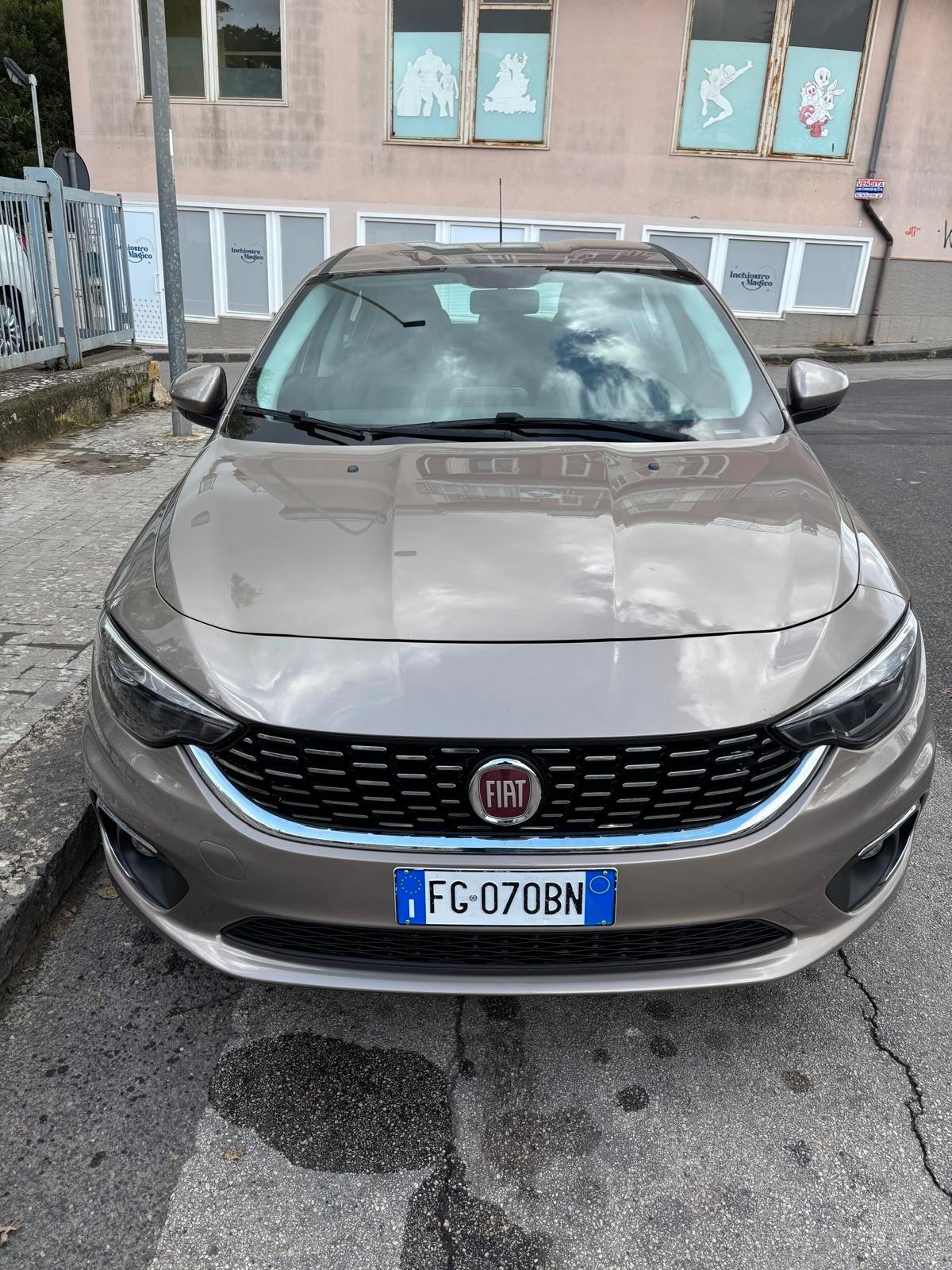 Fiat Tipo 1.6 Mjt S&S 5 porte Easy