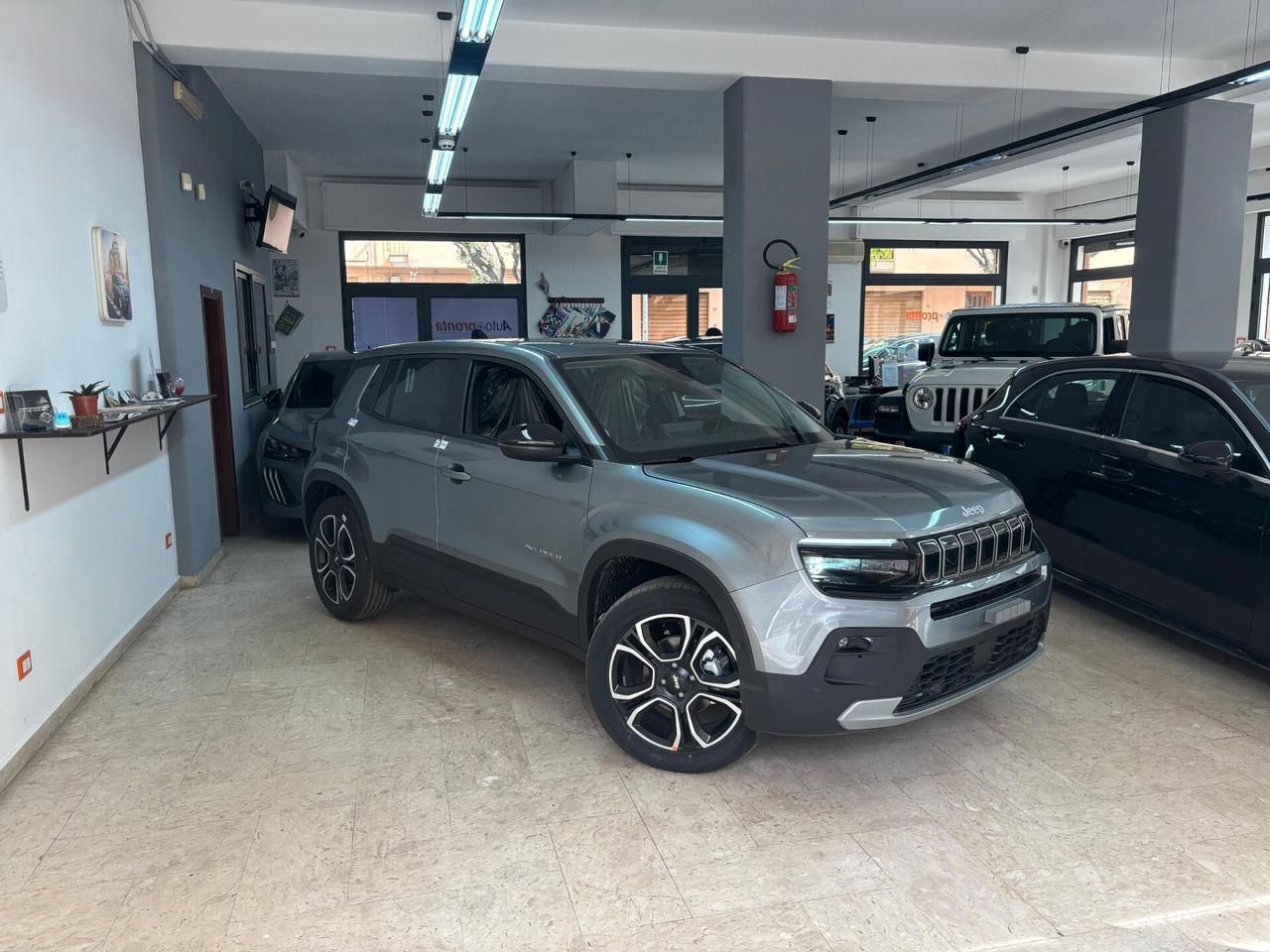 Jeep Avenger 1.2 Turbo 100 CV Summit KM0 My 25