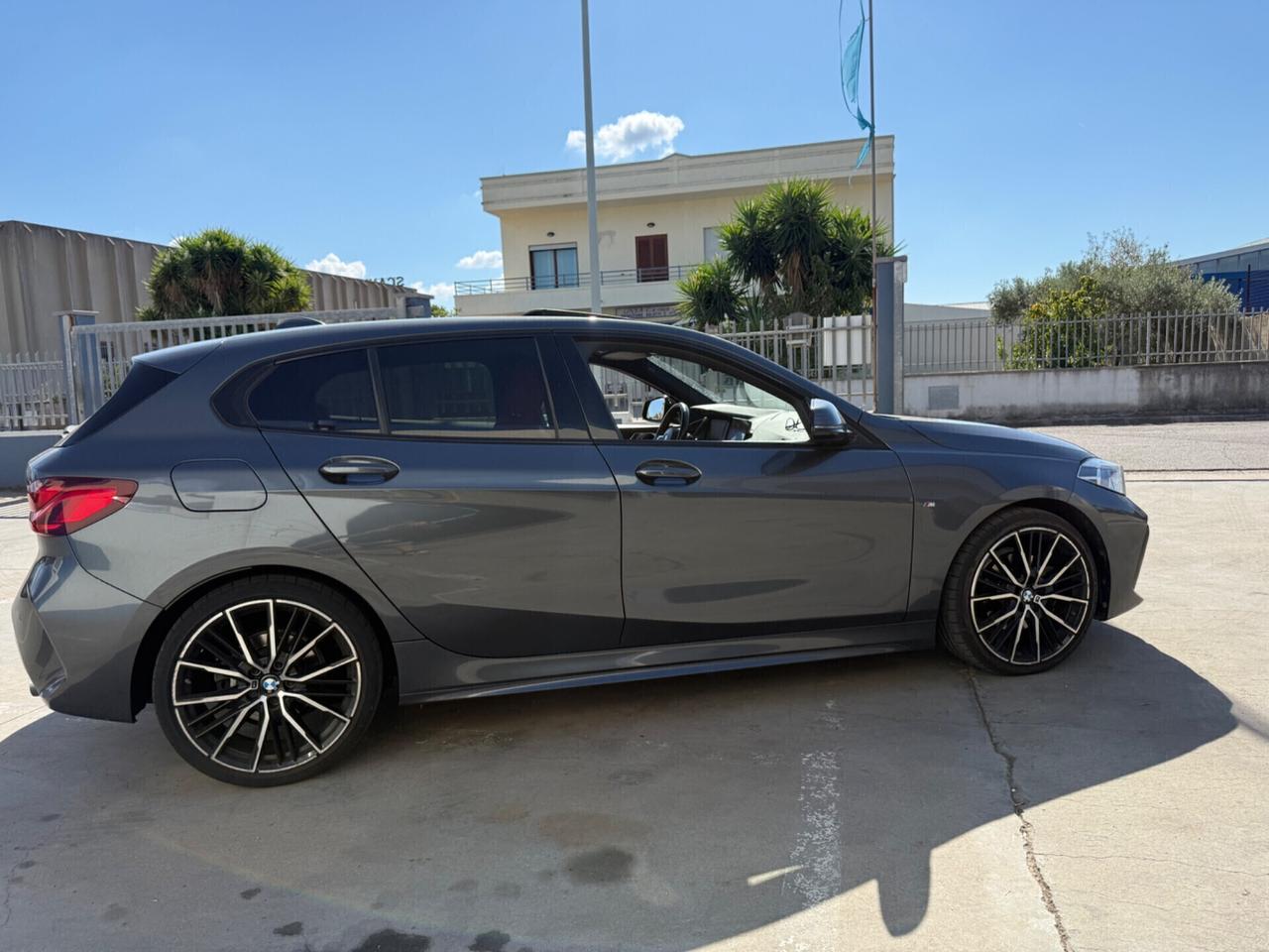 Bmw 118d 5p. Msport