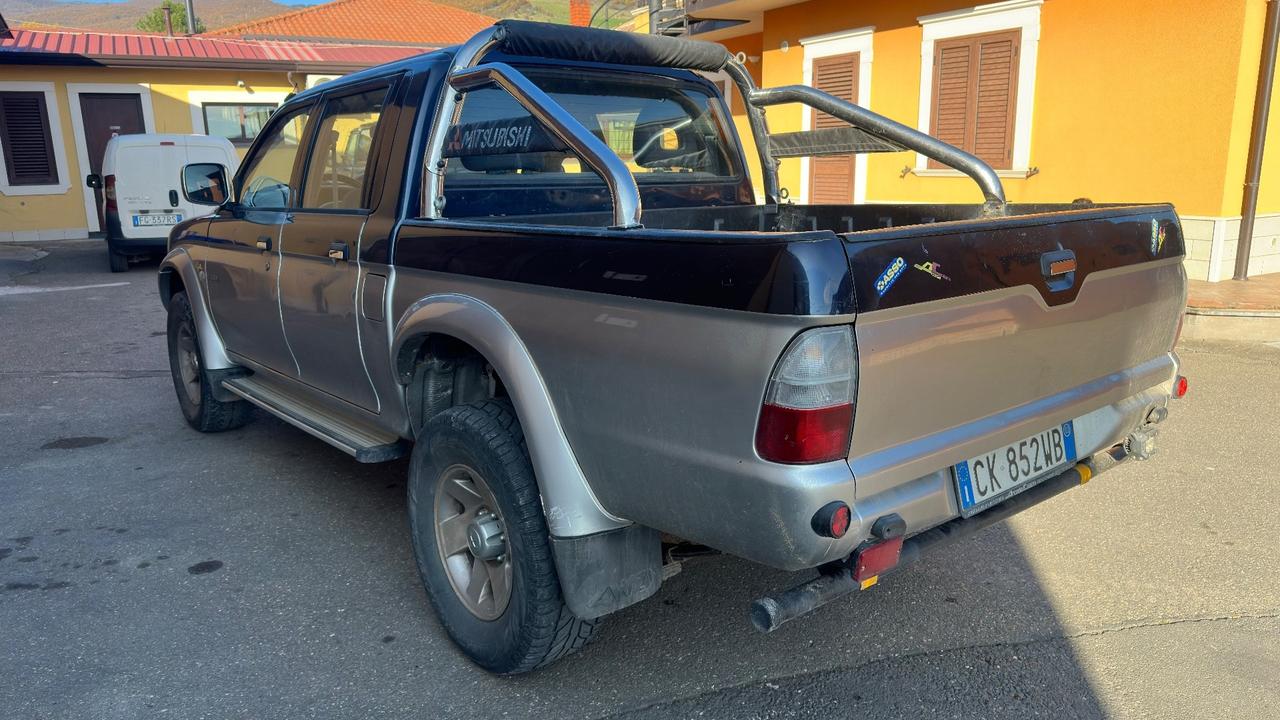 Mitsubishi L200 2.5 TDI 4WD Double Cab Pick-up GLS