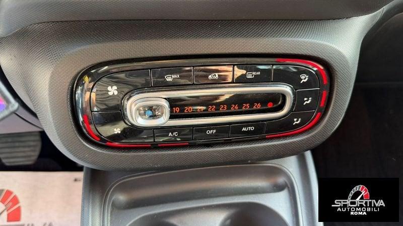 smart forfour RATA MENSILE 227,00 EURO 70 1.0 52kW superpassion