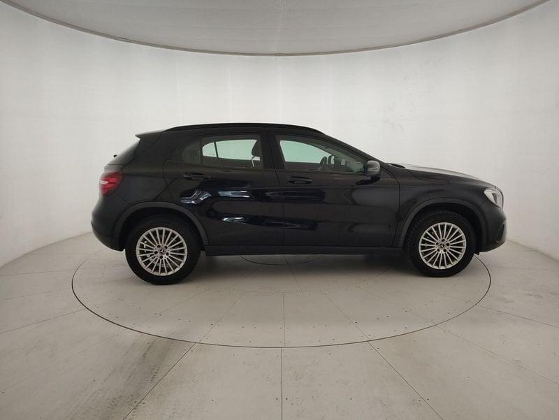 Mercedes-Benz GLA 200 d Sport auto