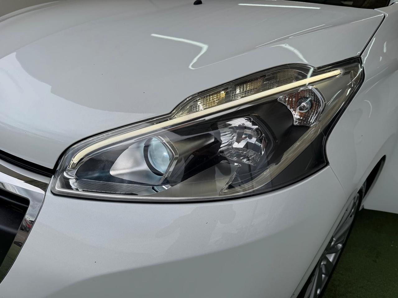 PEUGEOT 208 1.6 DIESEL 75CV