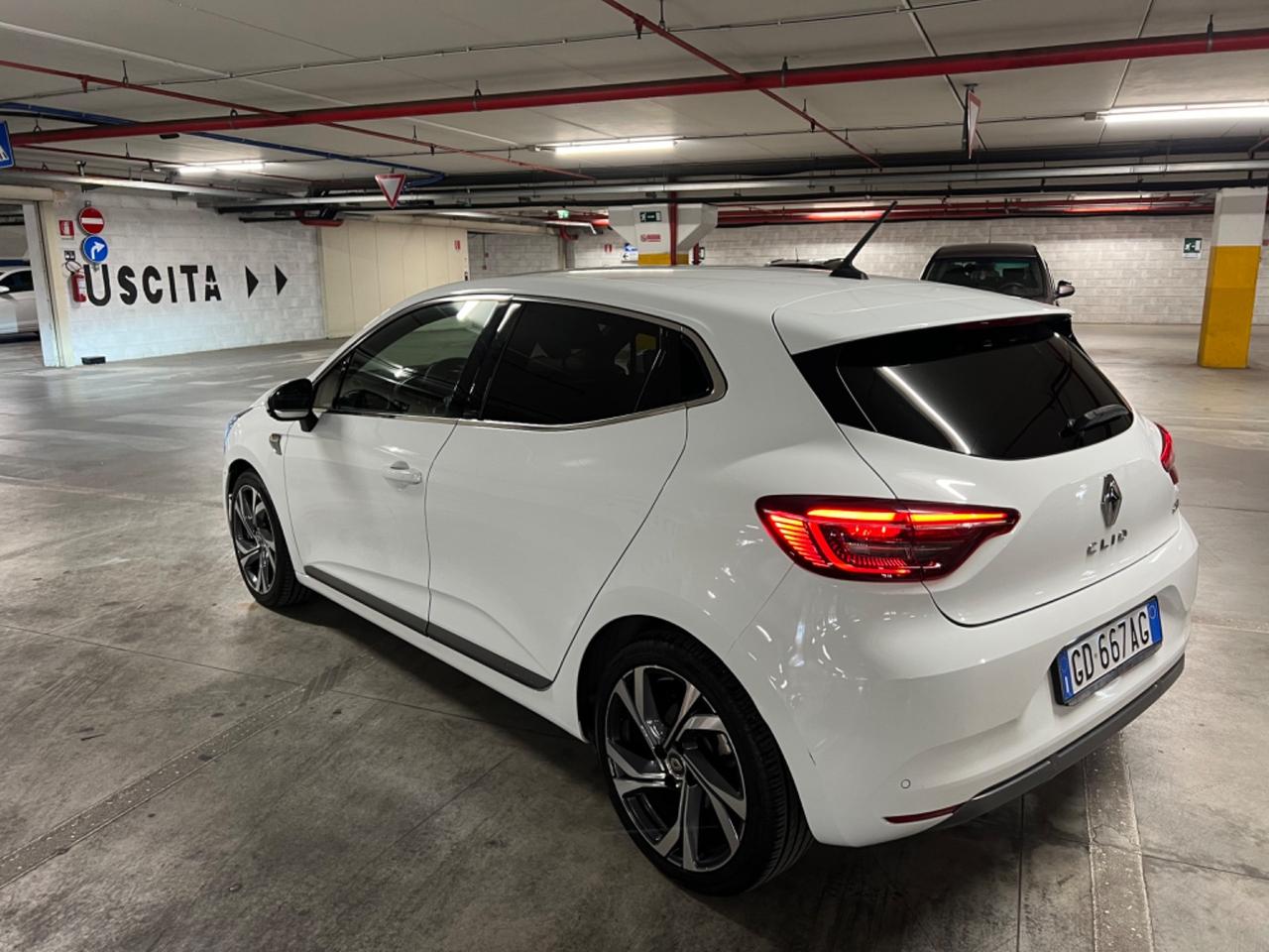 Renault Clio Hybrid E-Tech 140 CV 5 porte R.S. Line