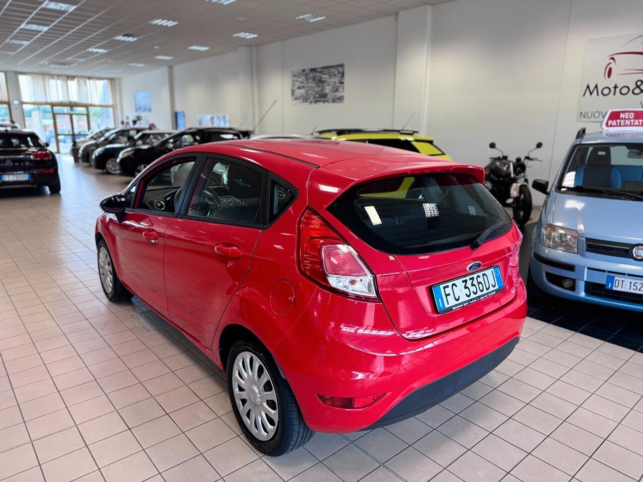 Ford Fiesta 1.5 TDCi 75CV 5 porte Business