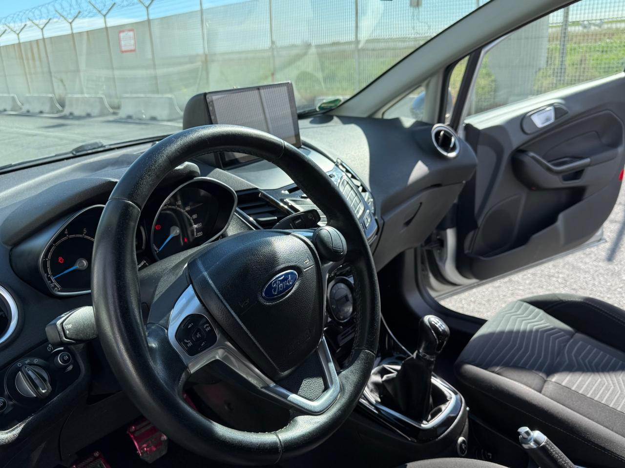 Ford Fiesta 1.4 97 CV - GPL Titanium-FULL