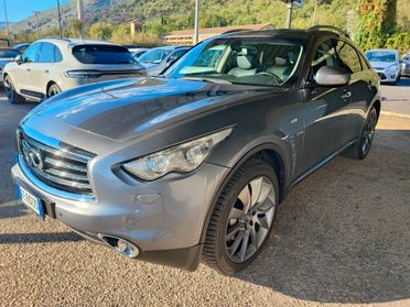 Infiniti QX70 3.0 diesel V6 AT Ultimate