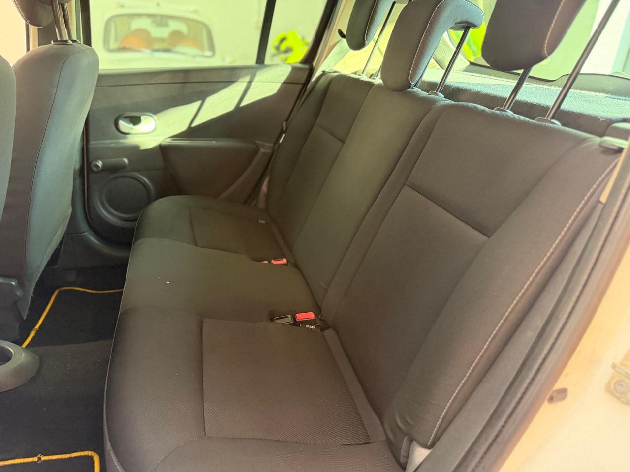 Renault Clio 1.2 16V 5 porte