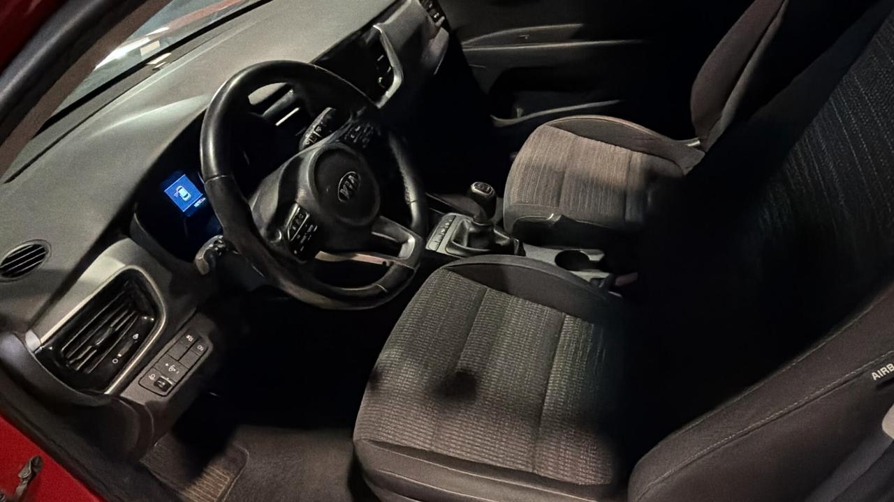 KIA STONIC DEL 2019 1000 BENZINA 120 CV