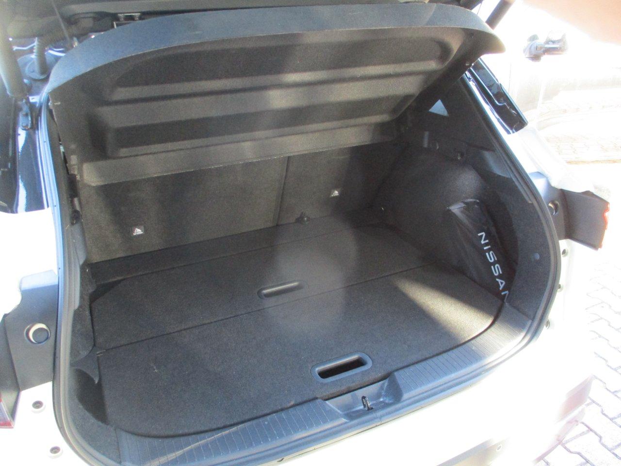 Nissan Qashqai 1.3 mhev Tekna 2wd 140cv TETTO/HeadUp/360