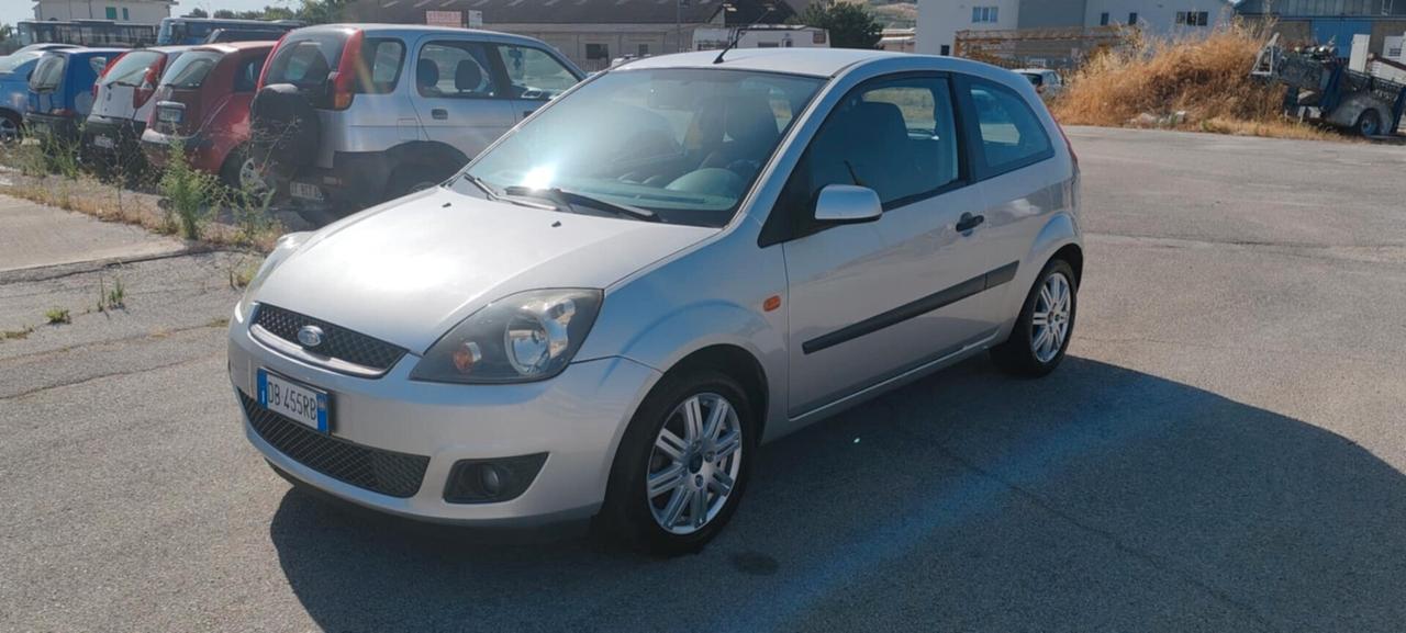 Ford Fiesta 1.4 TDCi 3p. Titanium