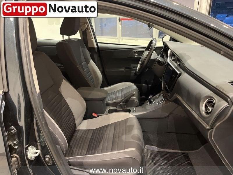 Toyota Auris Touring Sports 1.8 Hybrid Active