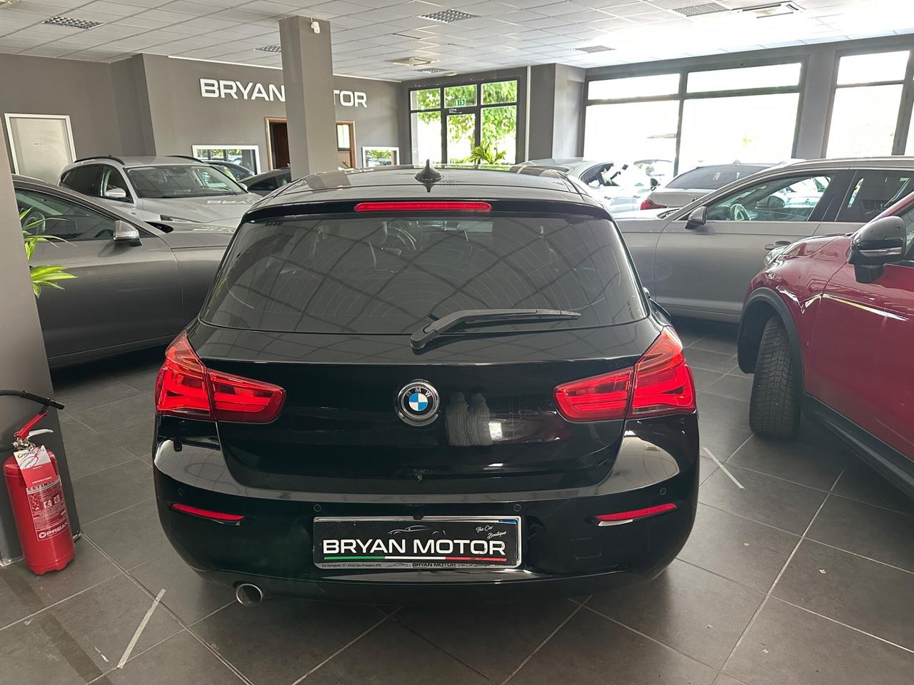 Bmw 118 118d 5p. Advantage