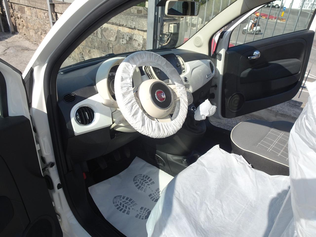 Fiat 500 MODELLO LOUNGE
