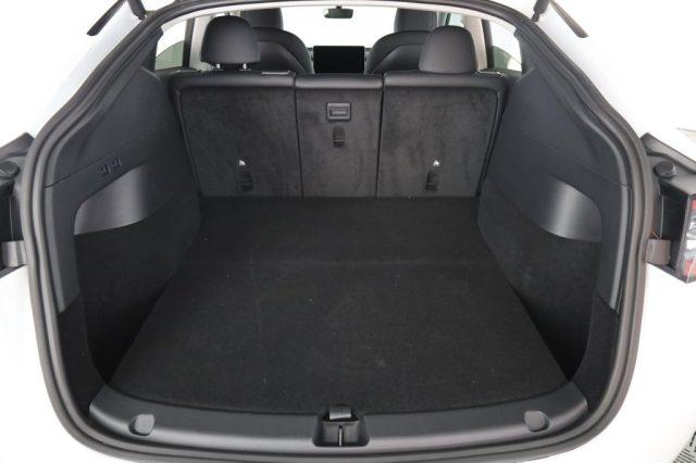 TESLA Model Y Model Y Long Range AWD