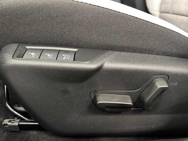 Citroen C4 X X Hybrid 145 e-DCS6 Max