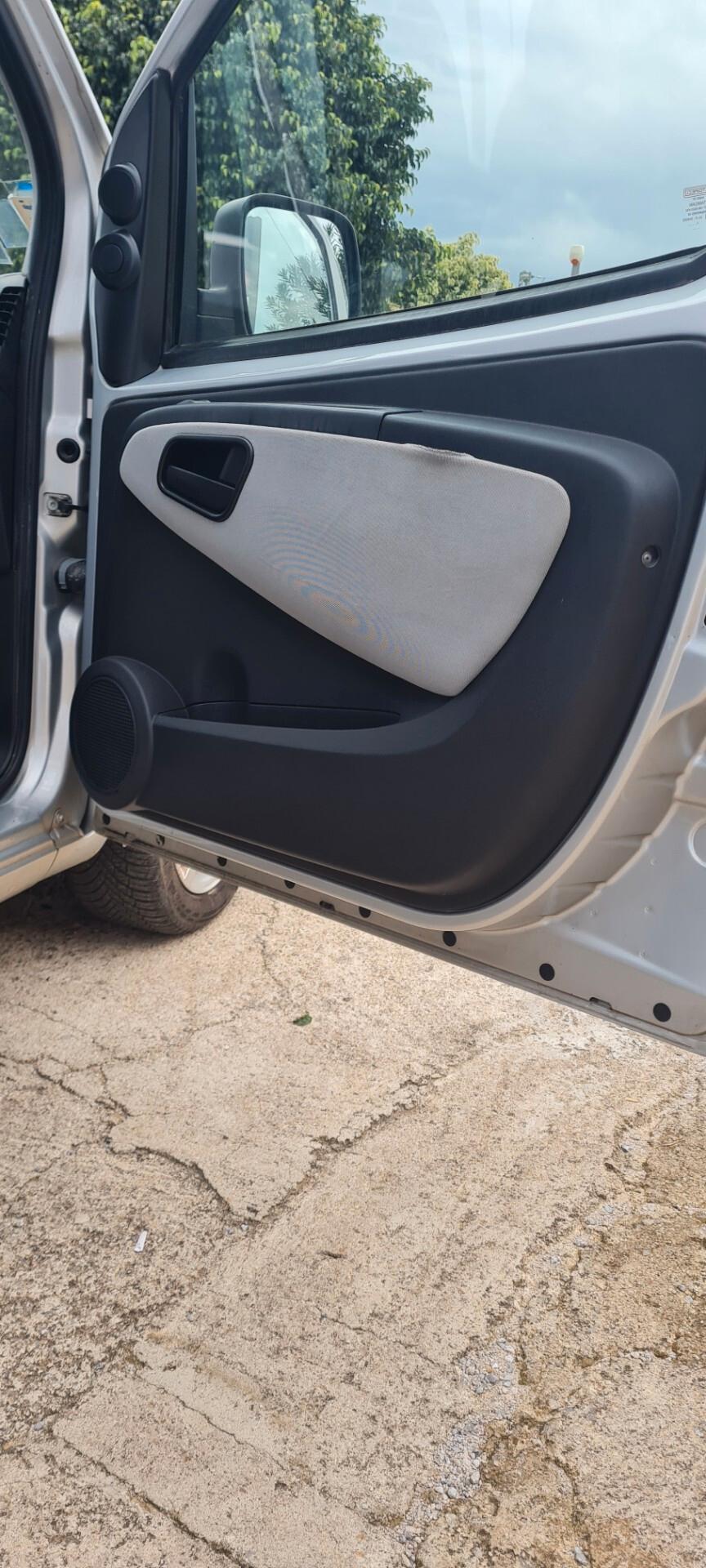 Fiat Qubo 1.3 MJT 95 CV Trekking 107.000 km