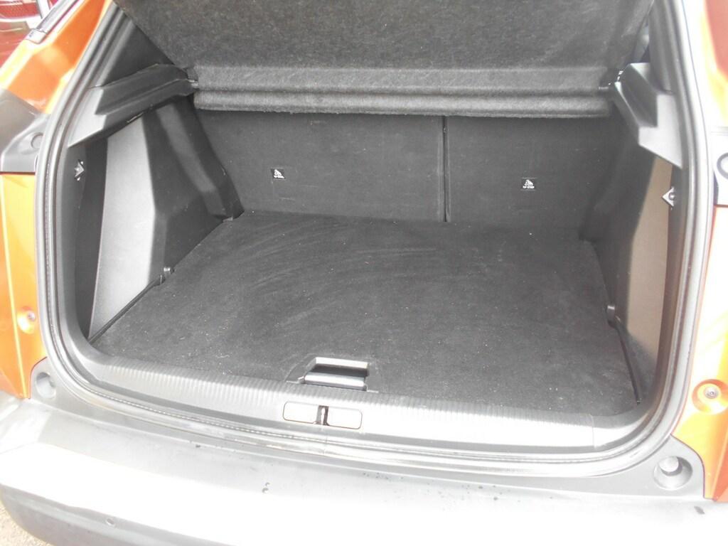 Peugeot 2008 1.5 BlueHDi Allure Navi Pack