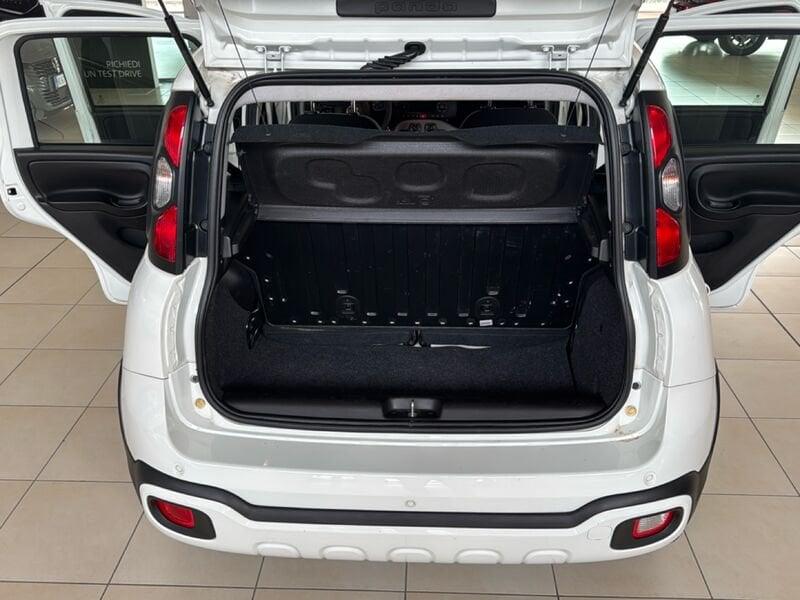FIAT Panda Hybrid 1.0 70cv S&S Hybrid E6d-T City Cross