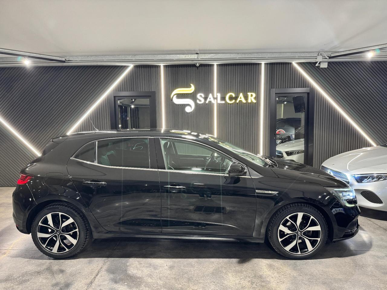 Renault Megane 1.5 115cv blue dci Intens automatica 2019