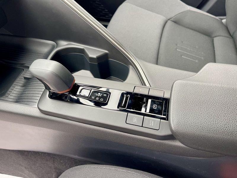 Toyota C-HR 2.0 phev Trend fwd e-cvt - NUOVO