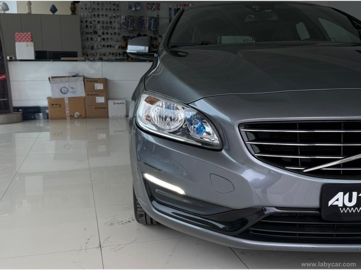 VOLVO V60 D2 Business