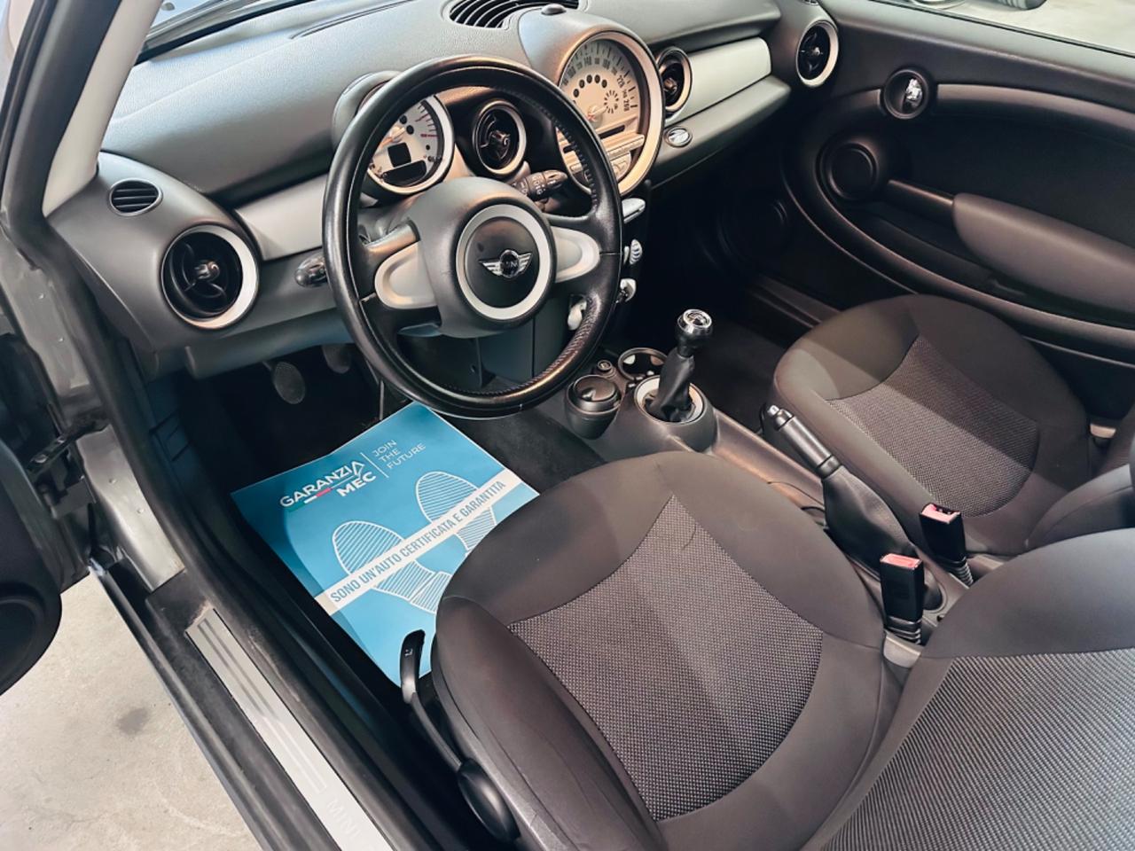 Mini 1.6 16V One (72kW)