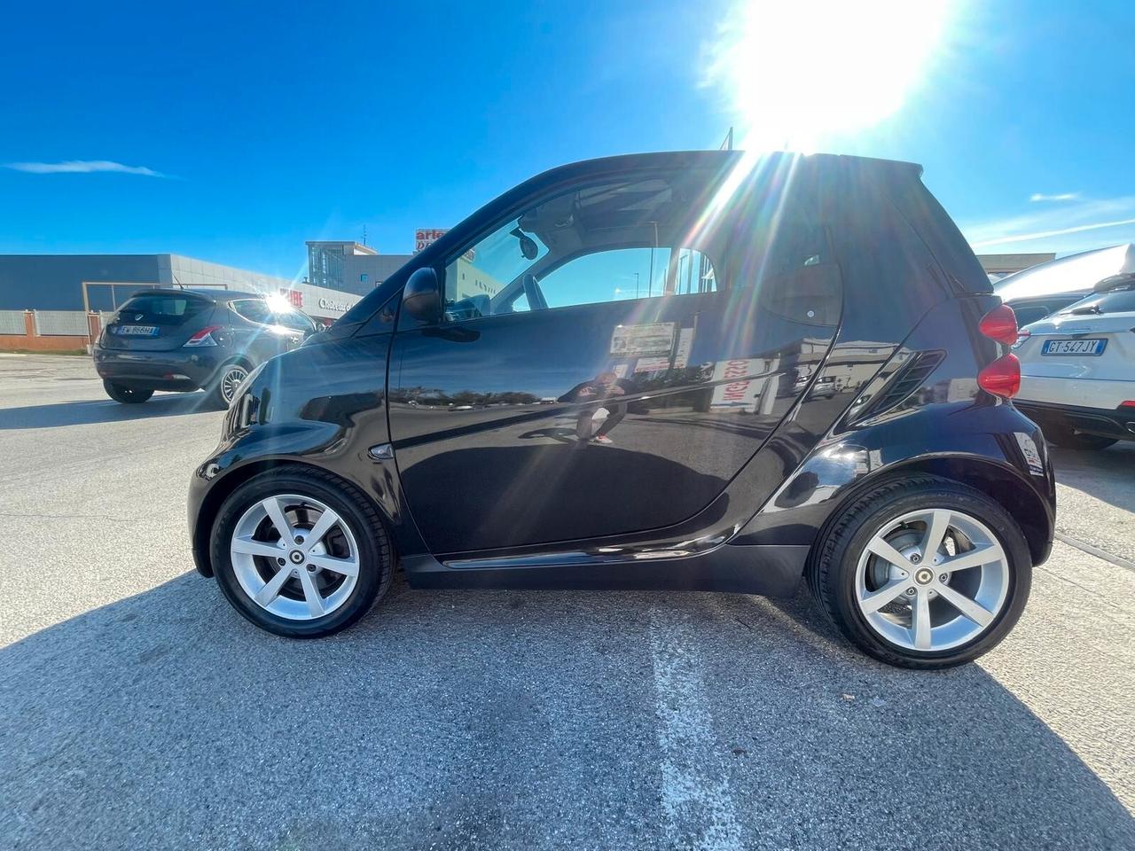 Smart ForTwo 1000 62 kW coupé passion