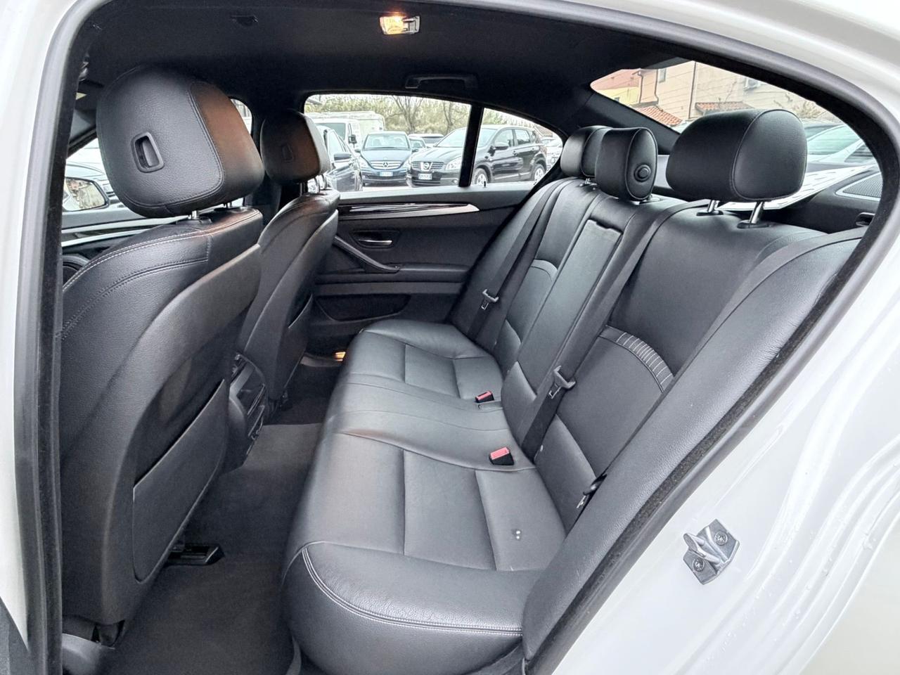 BMW 520d 190CV AUTOMATICO Luxury 2015 EURO6